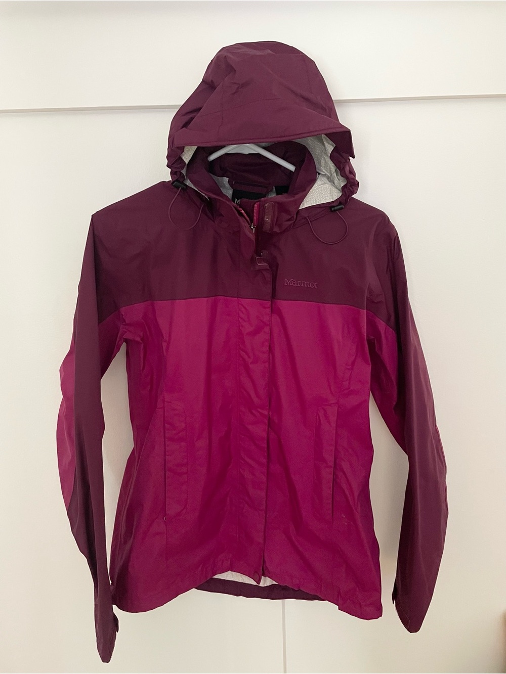 Marmot Women's Two-Tone Berry Hooded Rain Jacket
